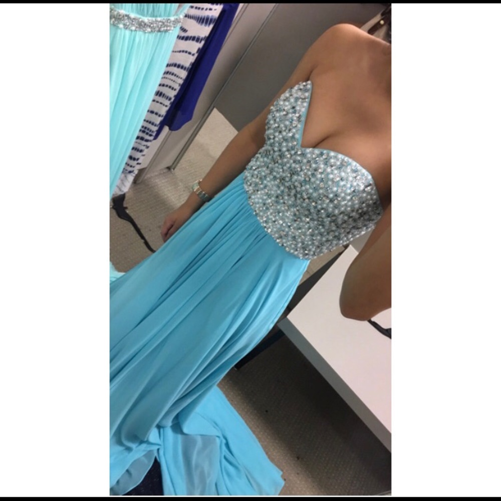 ✨Prom dress! Never worn!!✨